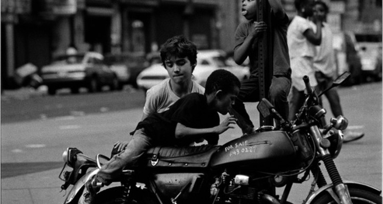 Urban_Prisoner_Matt_Weber_30-years-of-new-york-photography_01-cover