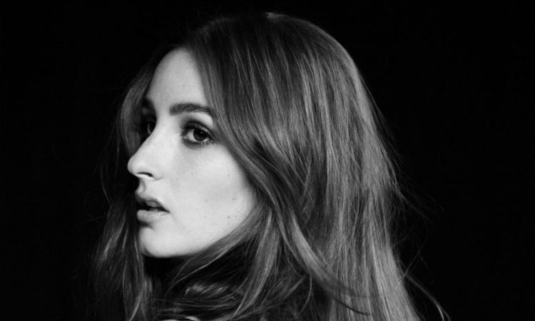 banks-waiting-game-clip-cover