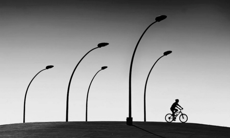 guy-cohen-black-and-white-photography-02-cover