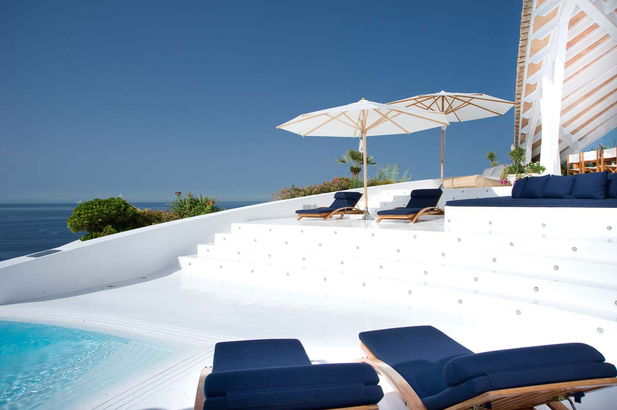 Architect-Designed-Luxury-Villa-Marmacen-in-Mallorca-03
