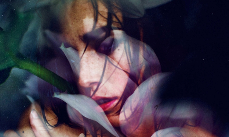 lara-kiosses-double-exposition-photo-cover